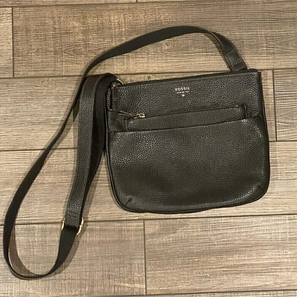 Fossil vintage black